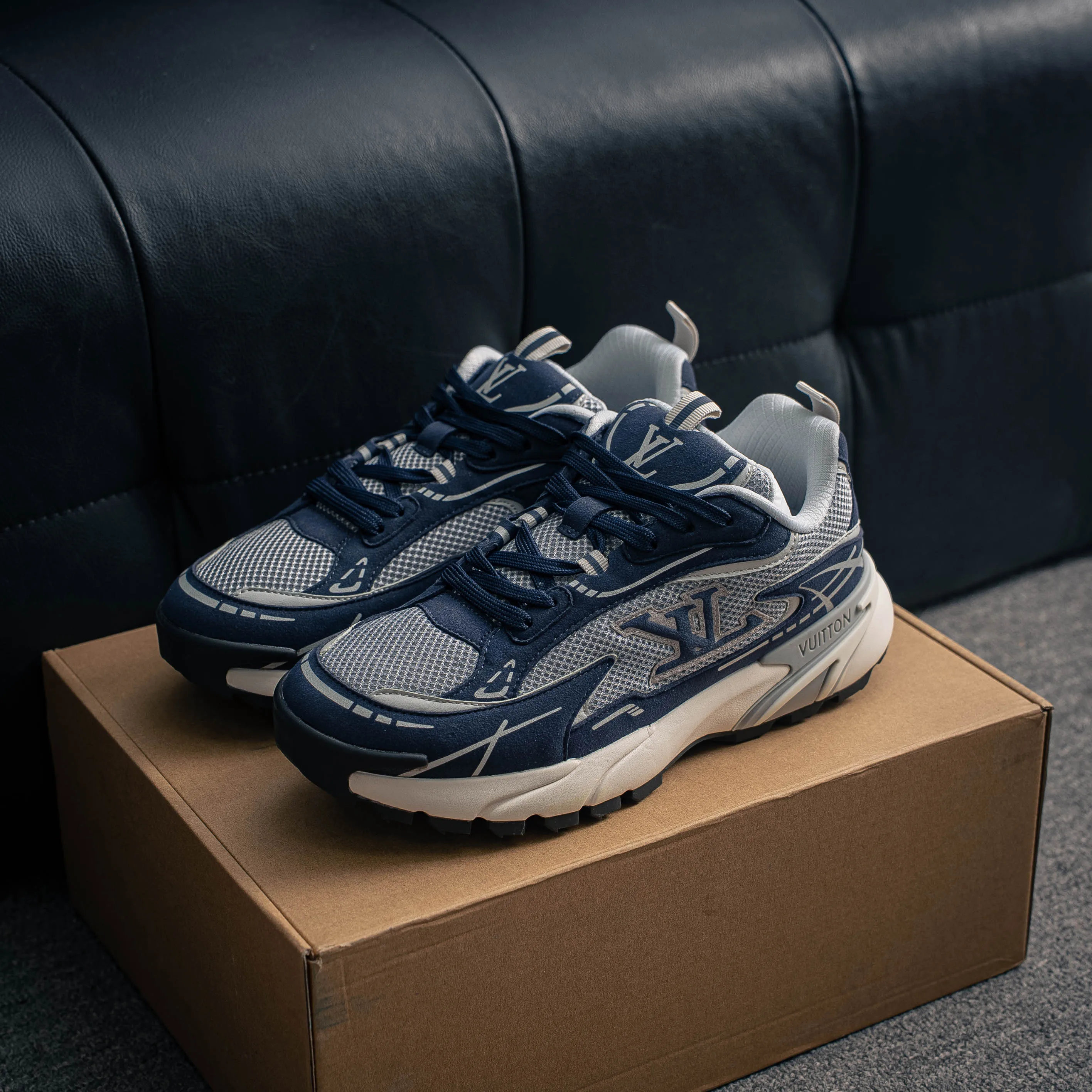 # J 【36-46】 Lv Tatic Runner Tatic Runner Series Platform Sole Chunky Sneakers， Retro Shoes ， 。Shoes